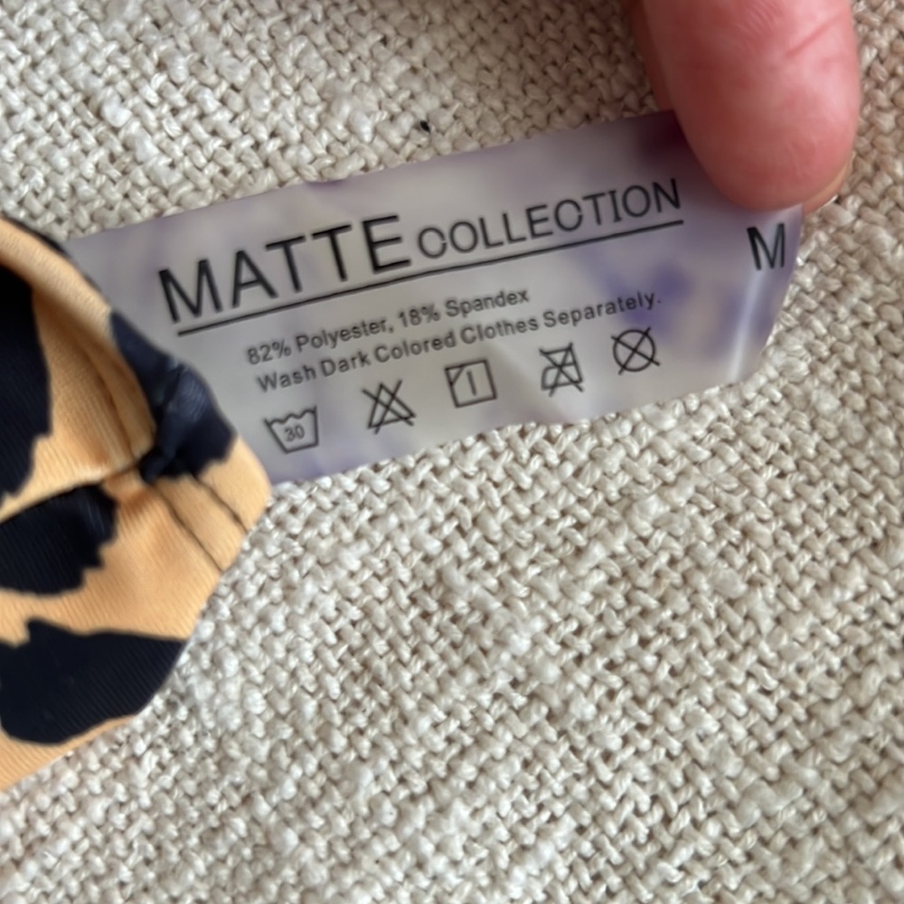 MATTE Collection Monokini - Picture 5 of 5